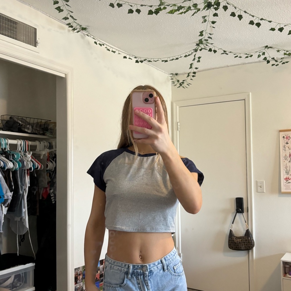 women’s baby tee